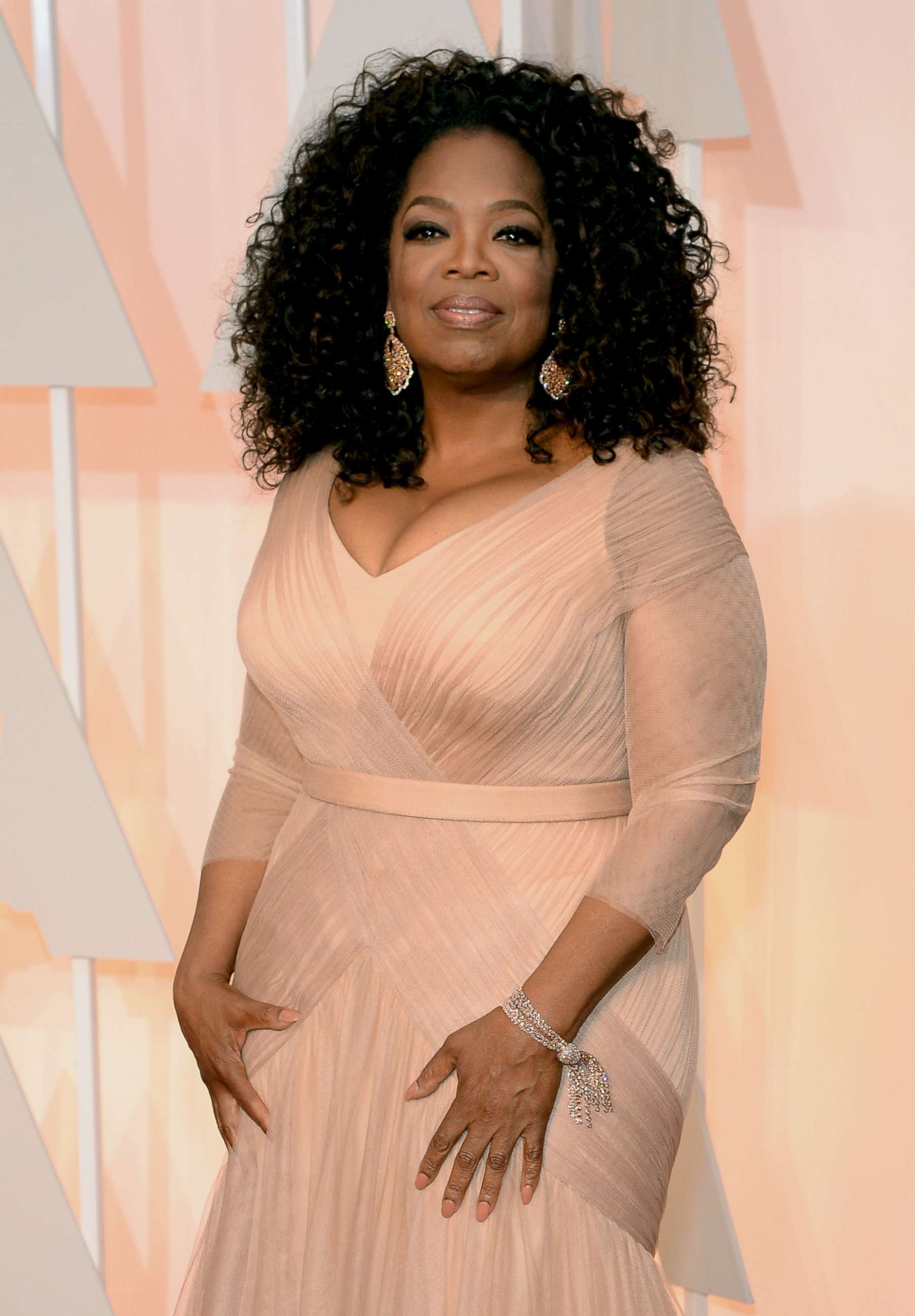 PHOTO: Oprah Winfrey attends the 87th annual Academy Awards, Feb. 22, 2015, in Hollywood, Calif.
