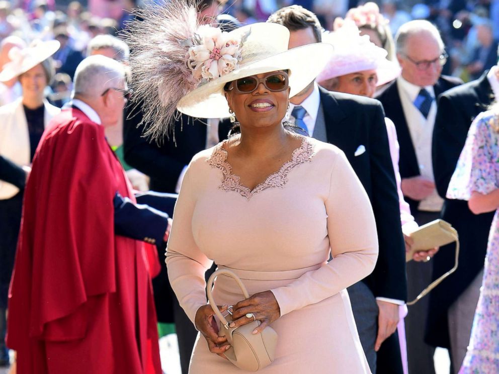 PHOTO: Oprah Winfrey arrives at St Georges Chapel at Windsor Castle before the wedding of Prince Harry to Meghan Markle, May 19, 2018, in Windsor, England.