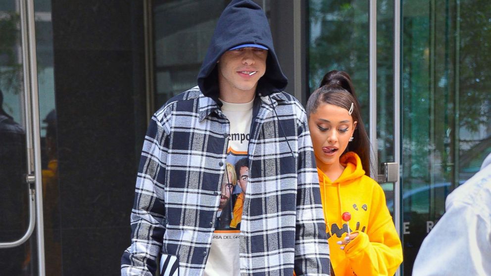 VIDEO: Ariana Grande reportedly engaged to 'SNL's' Pete Davidson