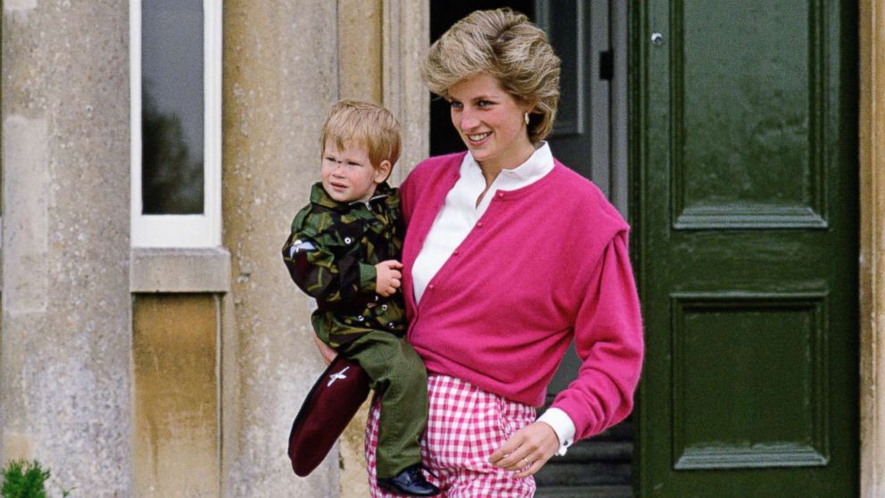 PHOTO: Princess Diana With Her Son Prince Harry at their country home Highgrove House, July 18, 1986, in U.K.