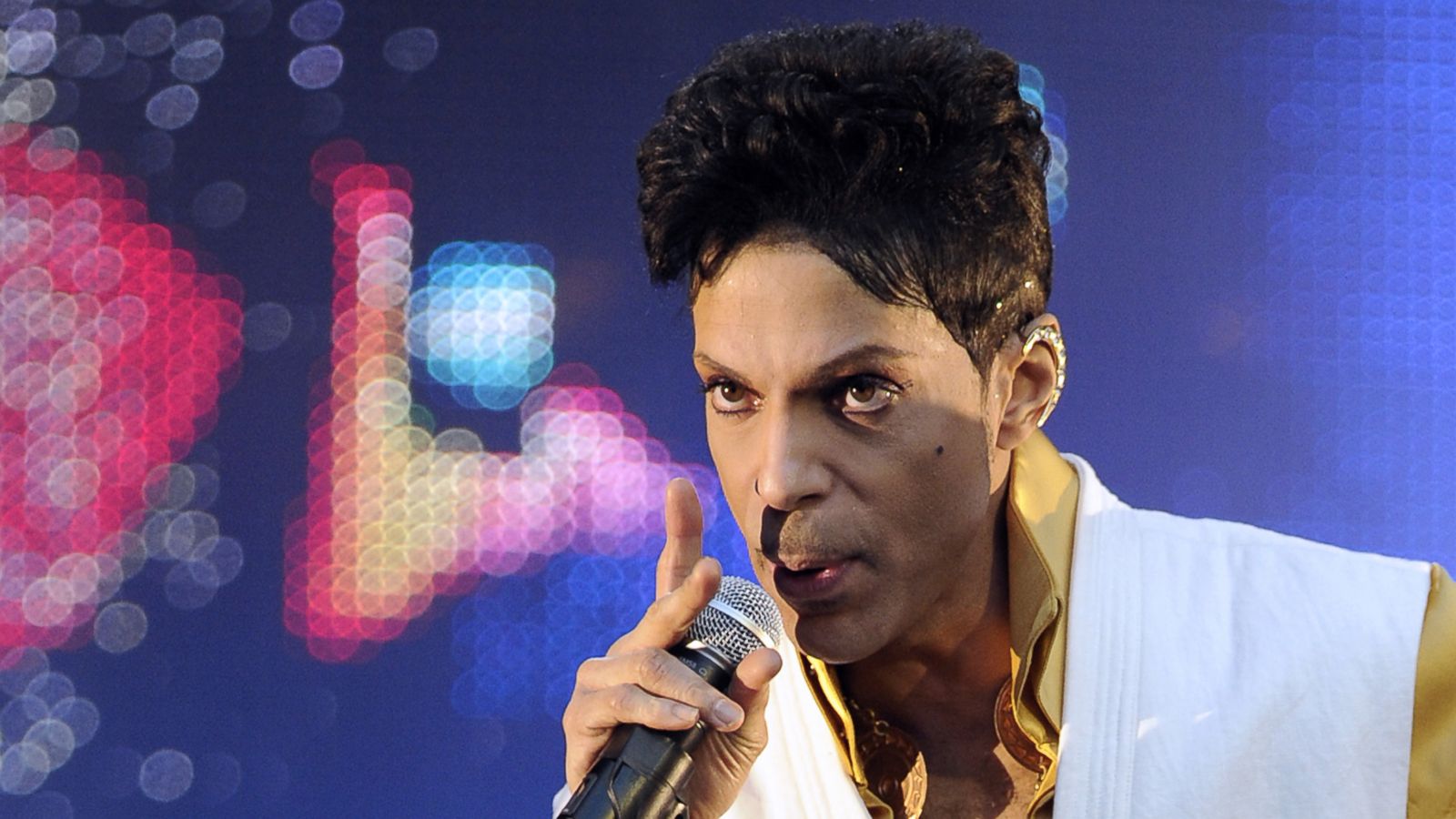 PHOTO: Singer and musician Prince (born Prince Rogers Nelson) performs on stage at the Stade de France in Saint-Denis, outside Paris, on June 30, 2011.