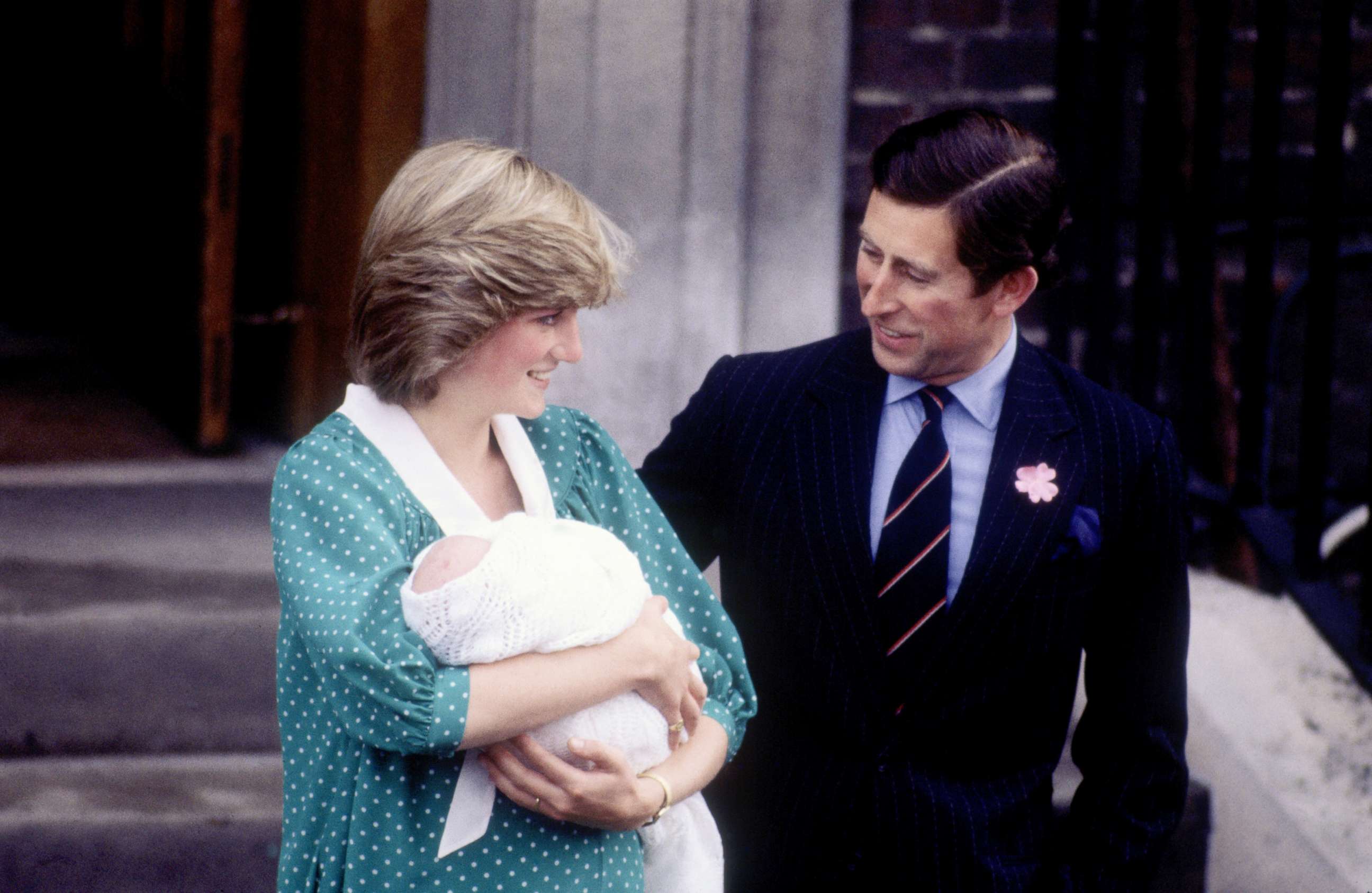 PHOTO: New born Prince William with Diana, Princess of Wales and Prince Charles leave St. Mary's hospital on June 22, 1982 in Paddington, London.