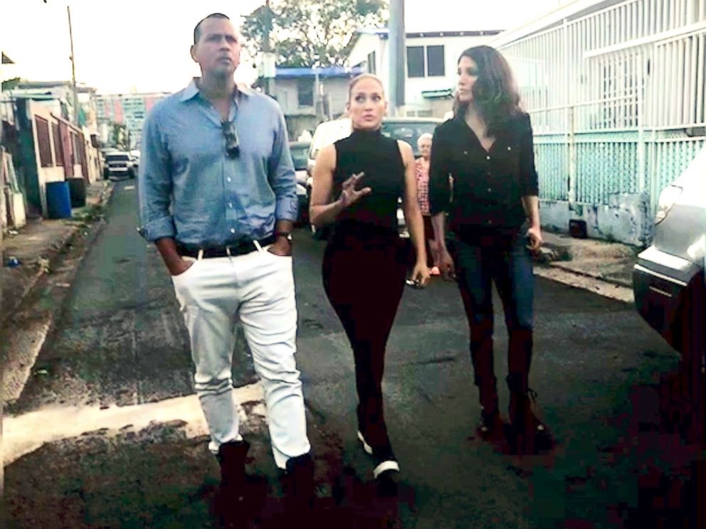 PHOTO: Jennifer Lopez and Alex Rodriguez tour Puerto Rico with Lopez's sister, ABC News correspondent Lynda Lopez.