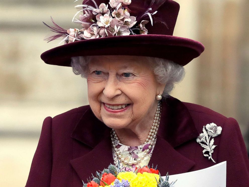 Queen Elizabeth II gives official consent for Prince Harry to marry ...