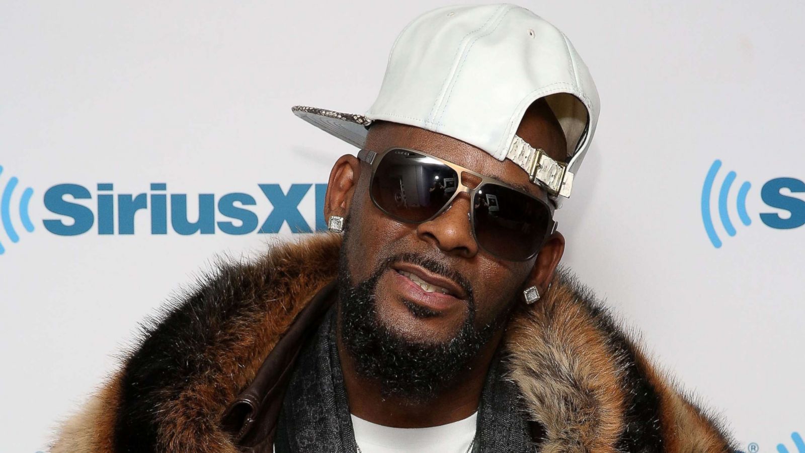 PHOTO: R. Kelly visits at SiriusXM Studio, Dec. 20, 2016 in New York City.