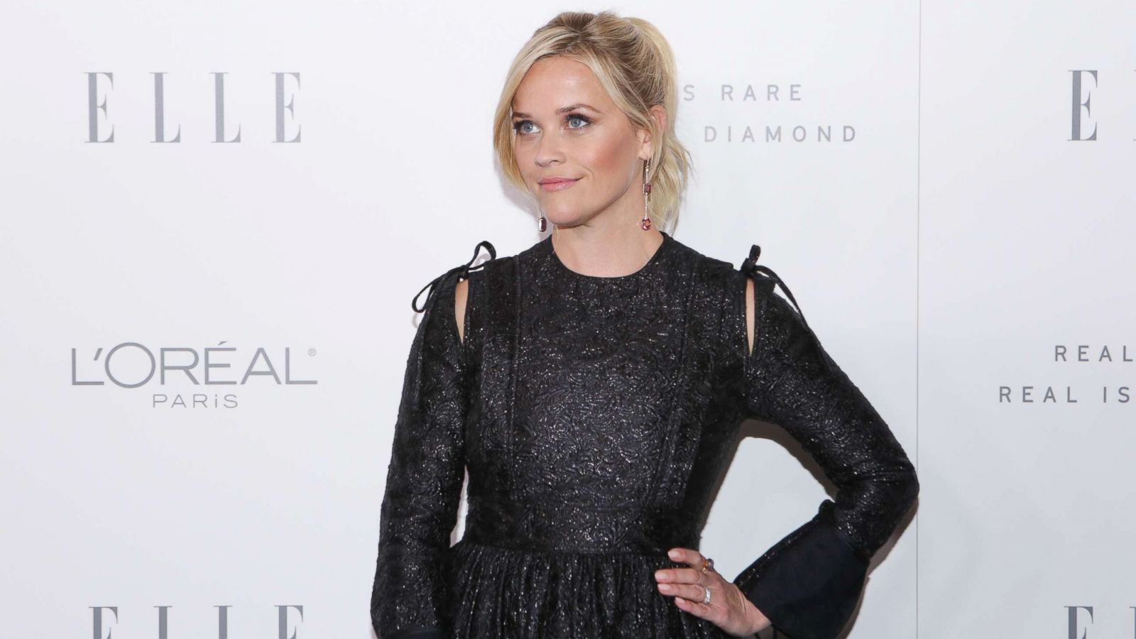 Reese Witherspoon says director assaulted her at the age of 16 - ABC News