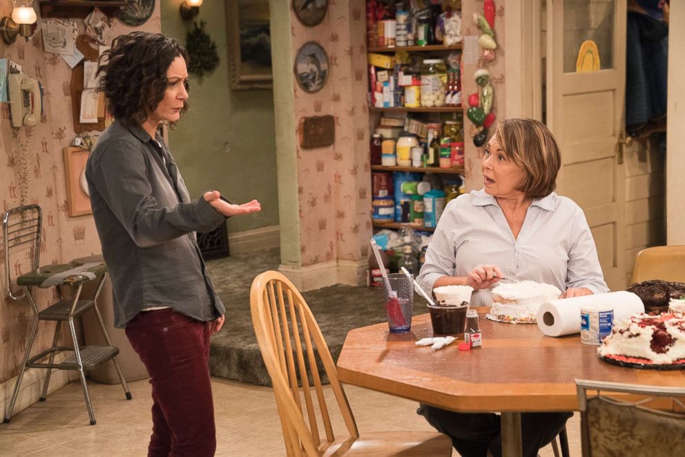 PHOTO: On an episode of "Roseanne" Darlene and Roseanne are pictured in the kitchen.