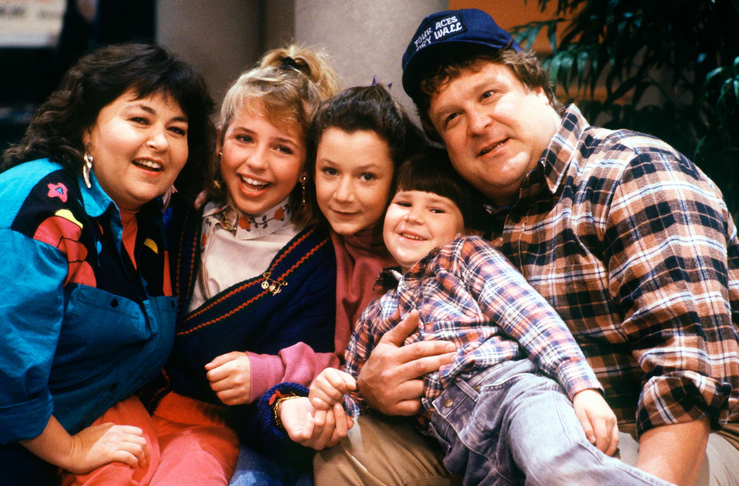 PHOTO: The cast of the iconic comedy series "Roseanne" from season one pictured on Dec. 12, 1988. The series returns to the ABC Television Network on March 27, 2018 with the complete original cast.