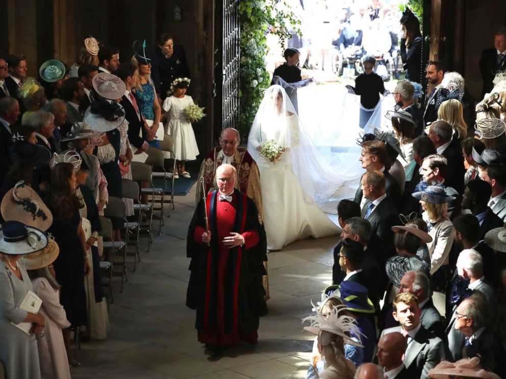 PHOTO: Meghan Markle and her bridal walk down the aisle when she arrives for the wedding ceremony to Prince Harry at St. Georges Chapel in Windsor Castle in Windsor, May 19, 2018.