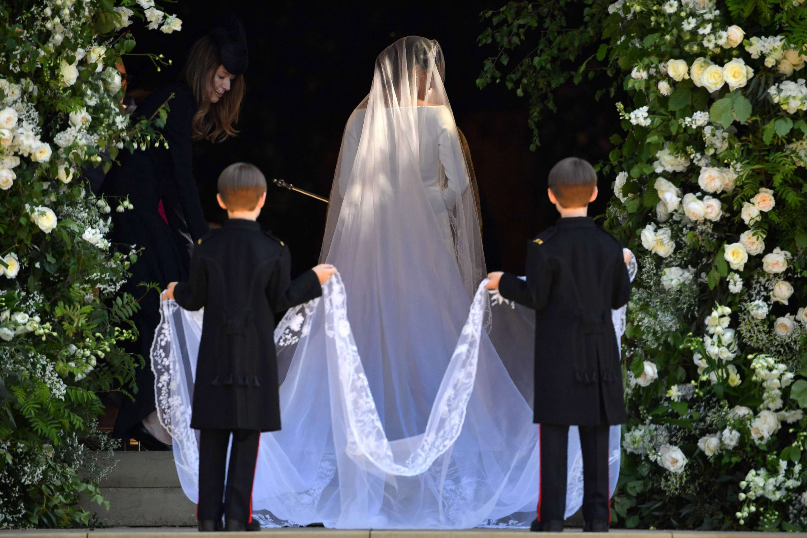 PHOTO: Meghan Markle arrives for the wedding ceremony to marry Britain's Prince Harry, Duke of Sussex, at St George's Chapel, Windsor Castle, in Windsor, May 19, 2018. 