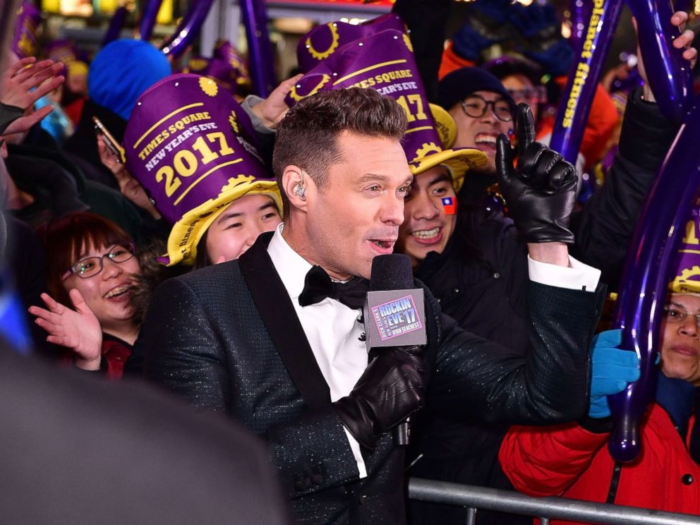 PHOTO: Ryan Seacrest attends New Year's Eve 2017 in Times Square, Dec. 31, 2016, in New York City.  