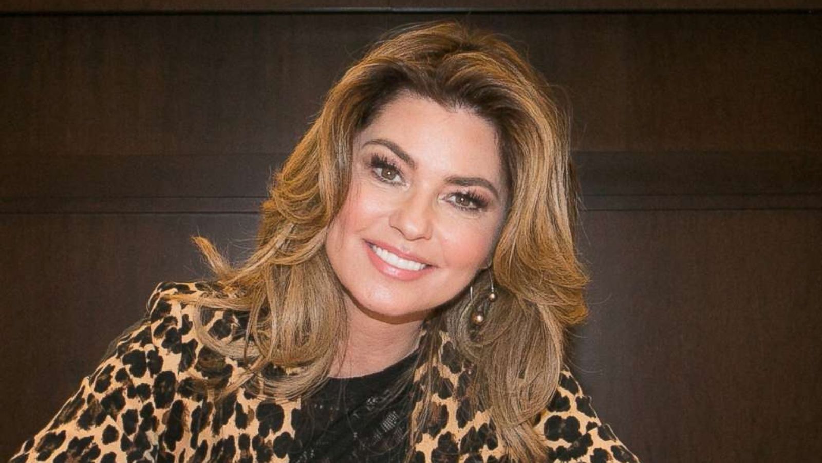 PHOTO: Shania Twain attends her album signing for "Now" at Barnes & Noble at The Grove on Sept. 29, 2017 in Los Angeles.