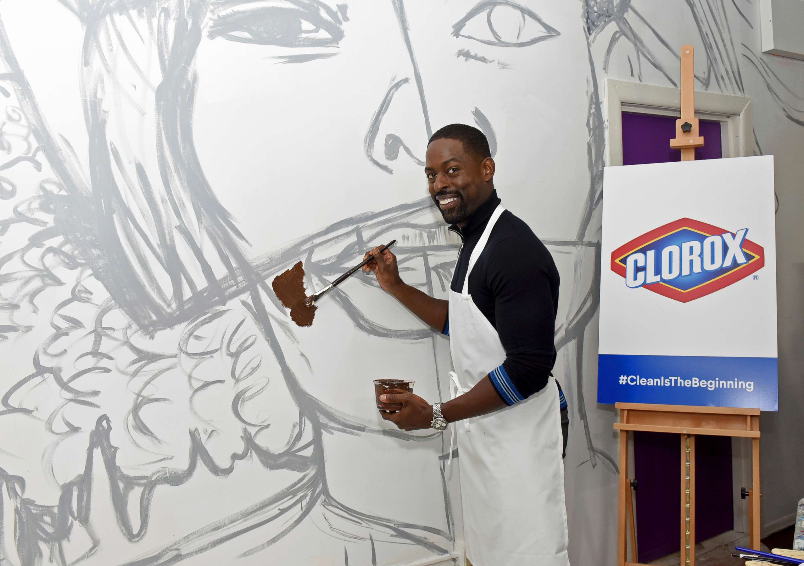 PHOTO: Sterling K. Brown joins Clorox and Thrive Collective celebrate the transformative power of clean at a new Youth Opportunity Hub in Harlem, New York, Feb. 27, 2018.