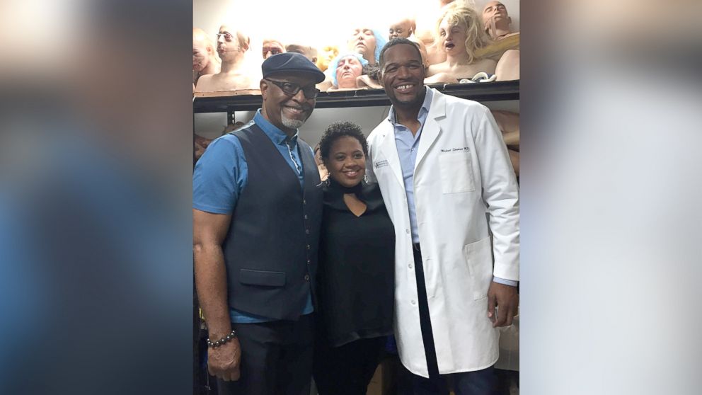 PHOTO:"Good Morning America" co-anchor Michael Strahan, right, poses with Chandra Wilson, center, and James Pickens Jr. on the set of "Grey's Anatomy."