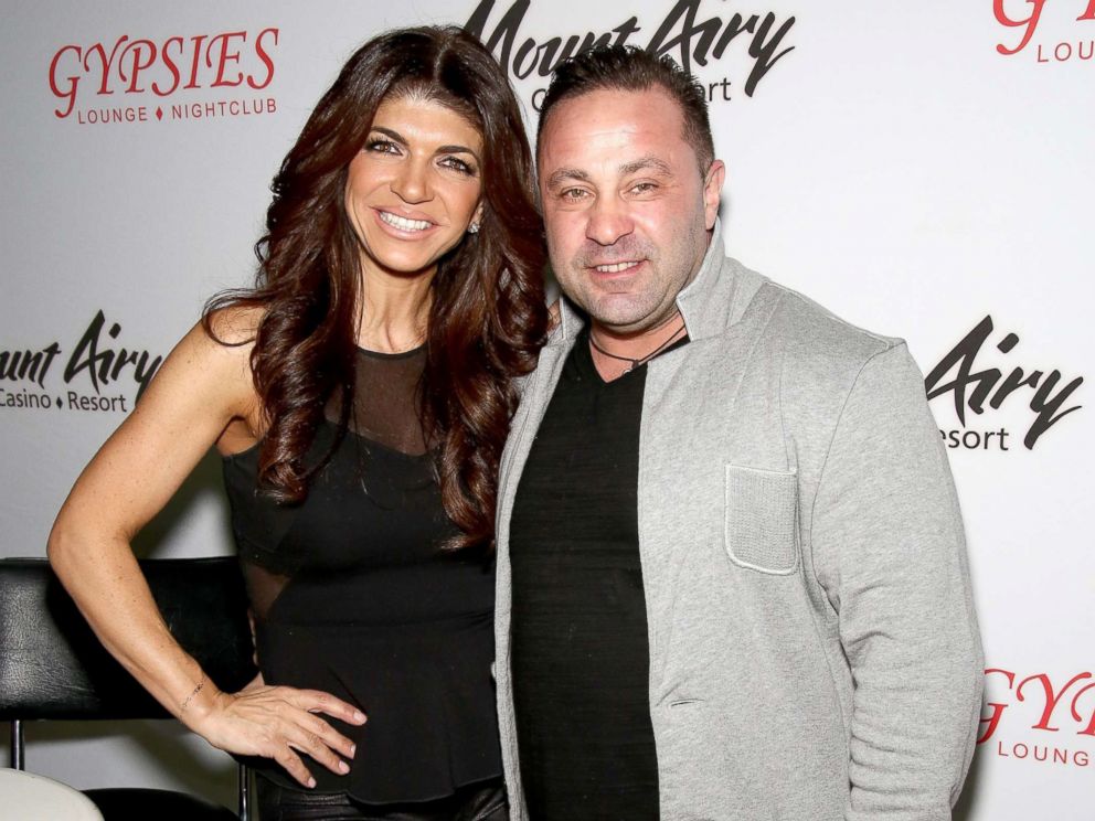 PHOTO: Teresa Giudice, (L) star of The Real Housewives of New Jersey, and Joe Giudice appears at Mount Airy Resort Casino for a book signing, March 5, 2016 in Mount Pocono, Pa.