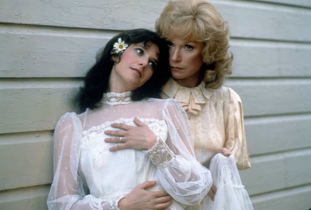 PHOTO: Debra Winger and Shirley MacLaine stars in "Terms of Endearment" circa 1983. 