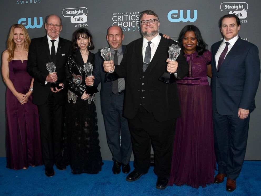 PHOTO: Vanessa Taylor, Richard Jenkins, Sally Hawkins, J. Miles Dale, Guillermo del Toro, Octavia Spencer and Michael Stuhlbarg, pose with the Best Picture award for The Shape of Water, Jan. 11, 2018 in Santa Monica, Calif.