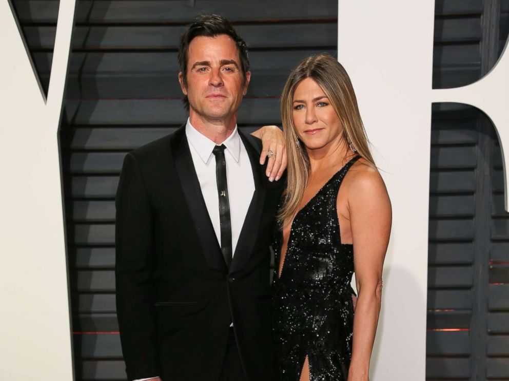 PHOTO: Justin Theroux and Jennifer Aniston attend the 2017 Vanity Fair Oscar Party hosted by Graydon Carter at Wallis Annenberg Center for the Performing Arts, Feb. 26, 2017, in Beverly Hills, Calif.