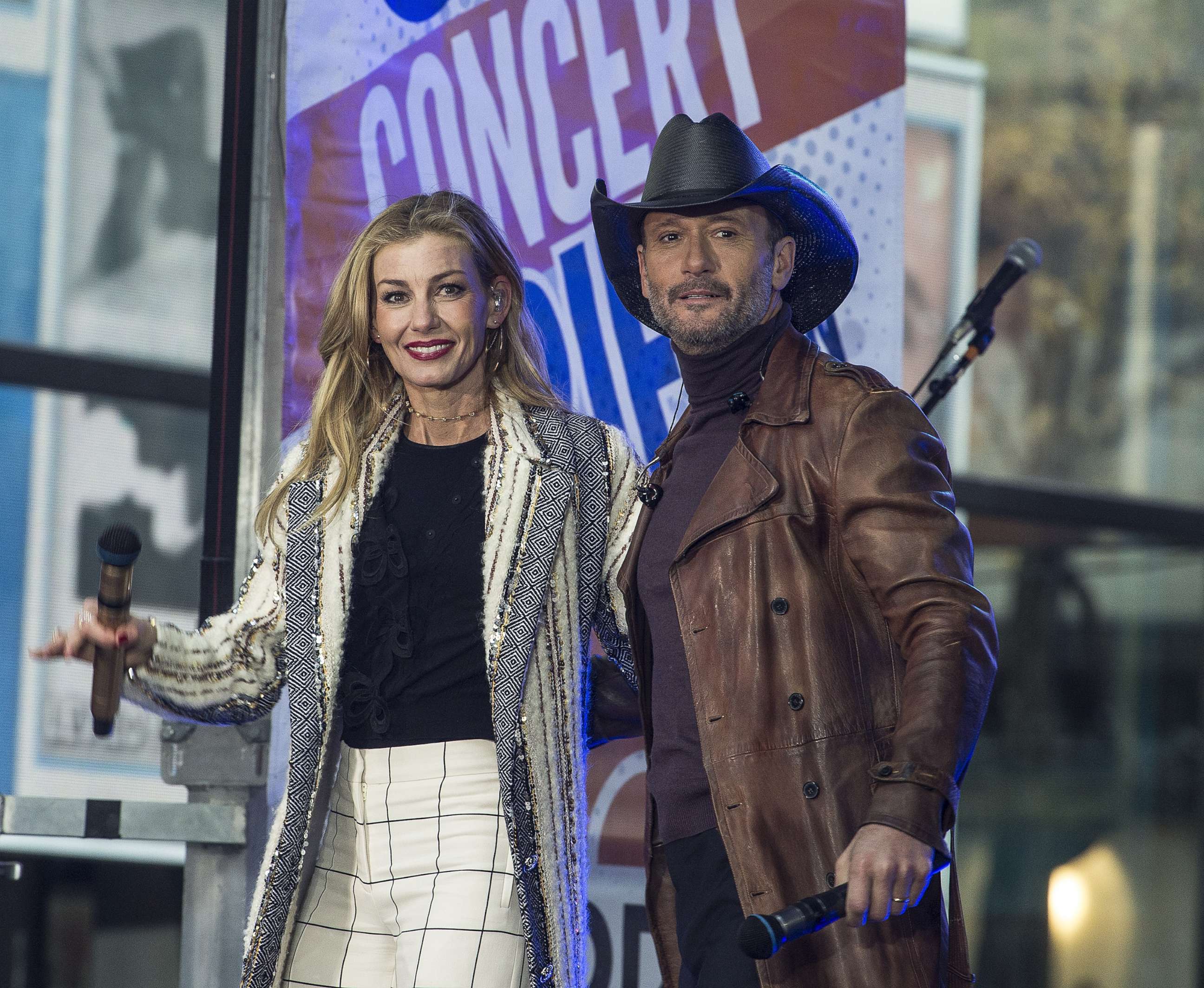PHOTO: Faith Hill and Tim McGraw perform live at Rockefeller Plaza, Nov. 17, 2017, in New York City.