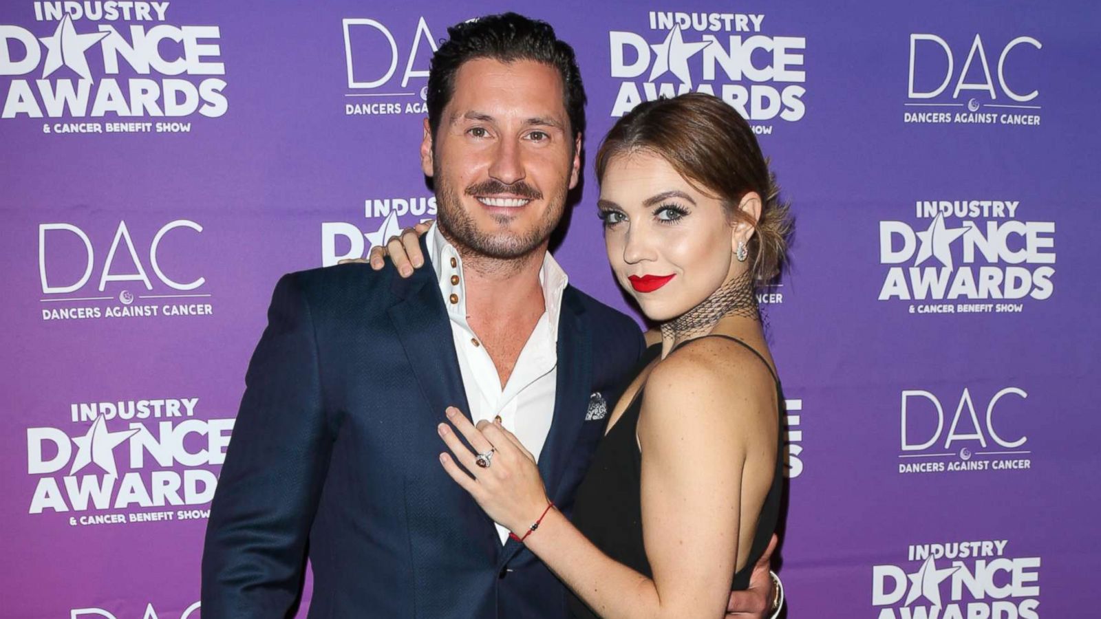 PHOTO: Val Chmerkovskiy and Jenna Johnson attend the 2017 Industry Dance Awards and Cancer Benefit show at Avalon, Aug. 16, 2017, in Hollywood, California.