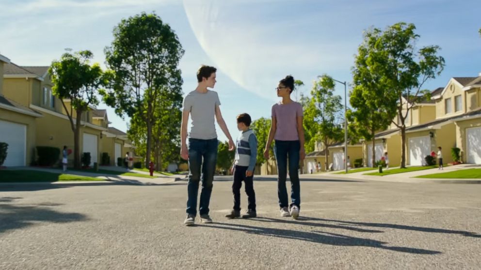 PHOTO: Levi Miller, Deric McCabe and Storm Reid are seen in an image made from the trailer for Walt Disney Studios', "A Wrinkle in Time."