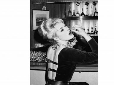 Elke Sommer, German-born star of ‘A Shot in the Dark’ and ‘The Prize,’ dies at 85