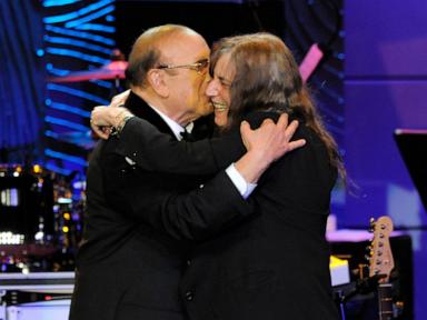 Barry Manilow, Patti Smith, Carlos Santana and more mourn the death of Clive Davis