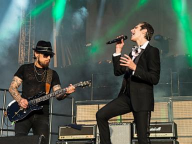 Wife of Jane's Addiction frontman says tension and animosity led to onstage scuffle