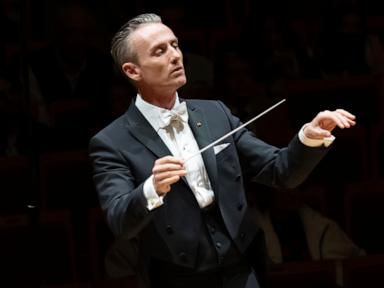 Alexander Shelley to become Pacific Symphony Orchestra music director for 2026-27 season