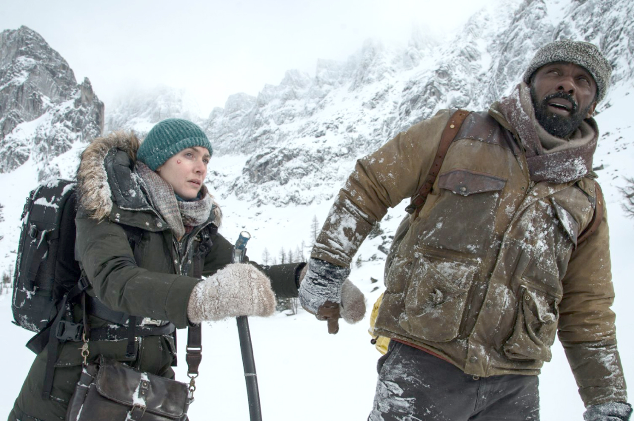 PHOTO: Kate Winslet and Idris Elba in 'The Mountain Between Us.'
