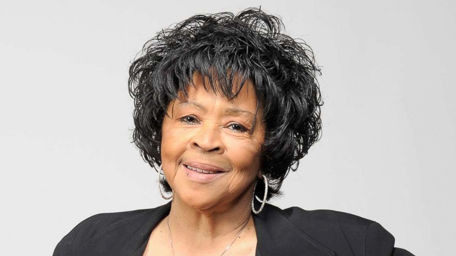 PHOTO: Singer Yvonne Staples poses for a portrait at the 42nd NAACP Image Awards held at The Shrine Auditorium on March 4, 2011 in Los Angeles.