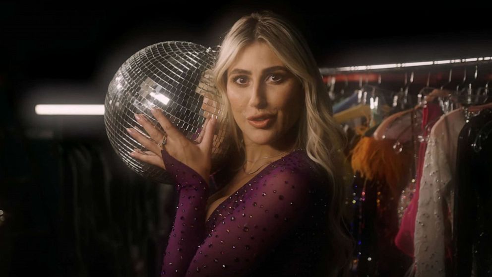 VIDEO: 'Dancing With the Stars' reveals 1st contestant for season 32