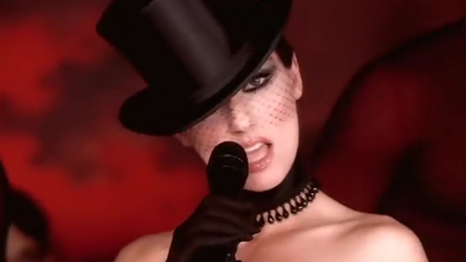 VIDEO: How Shania Twain broke the rules for women in country music to become a feminist icon