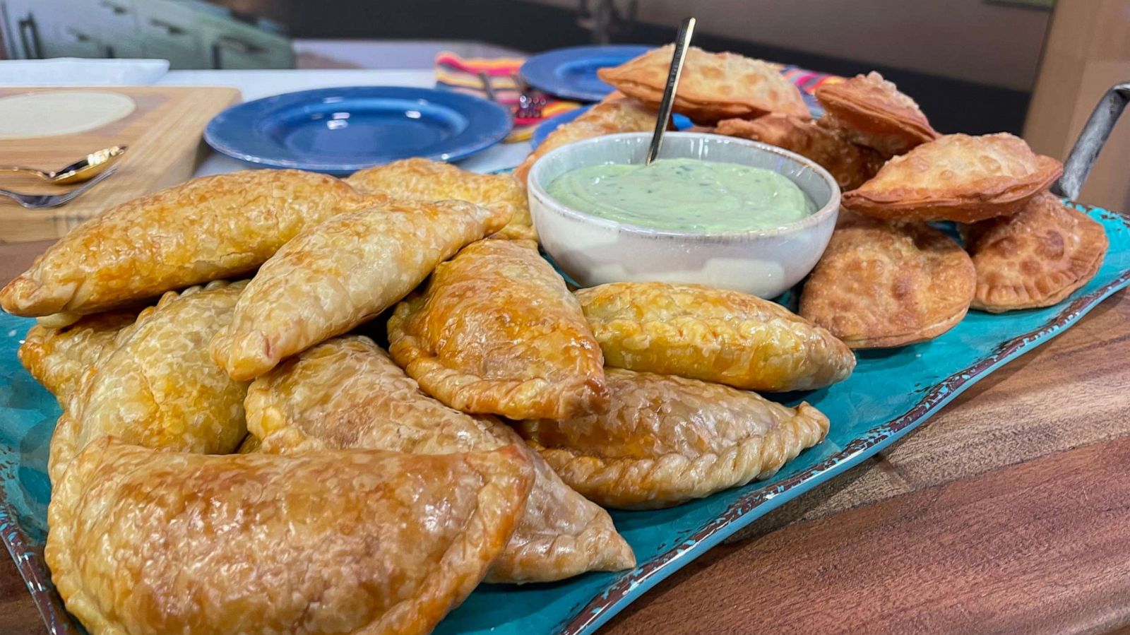 PHOTO: Chef Roberto Santibañez drops by "GMA3" to share his delicious empanada recipes.