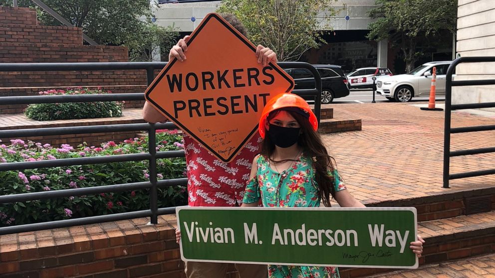 PHOTO: Vivian Anderson, 10, wrote a letter to Jane Castor, mayor of Florida's city of Tampa, when she noticed construction signs weren't inclusive of both male and female workers.