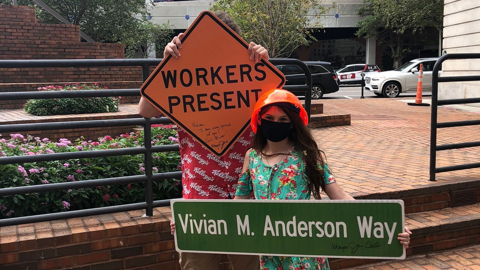 PHOTO: Vivian Anderson, 10, wrote a letter to Jane Castor, mayor of Florida's city of Tampa, when she noticed construction signs weren't inclusive of both male and female workers.