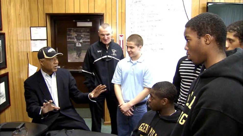 Video Ron Claiborne Teaches Journalism to Troubled Kids - ABC News