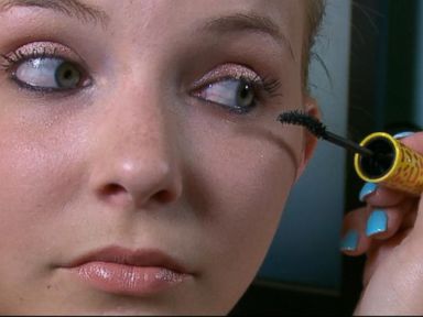 VIDEO: Amy Schavolt believes the mascara ruined her eyelashes when she tried to remove it.