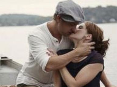 VIDEO: A bride and groom-to-be reenact romantic scenes from 'The Notebook' movie. 