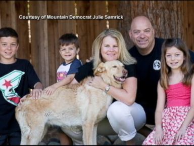 VIDEO: Braun family amazed at the return of their golden retriever, Murphy, after losing him on a camping trip.