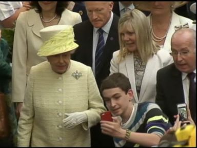 VIDEO: Boy Takes Selfie With the Queen