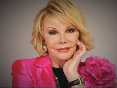 VIDEO: Celebrities, Fans Mourn Comedy Legend Joan Rivers