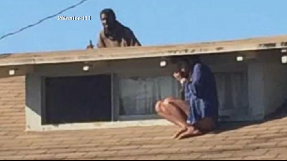 California Woman Hides From Intruder On Roof Video Abc News