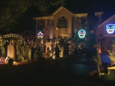 VIDEO: Halloween Light Display Set to KONGOS' 'Come With Me Now' 