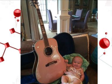 VIDEO: Kelly Clarkson's Baby Gets Personalized Guitar From Blake Shelton and Miranda Lambert 