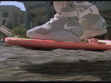 VIDEO: $250,000 Kickstarter Campaign for a Hoverboard