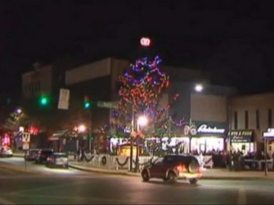 VIDEO: Is the Worst Christmas Tree Ever on Display in Pennsylvania?