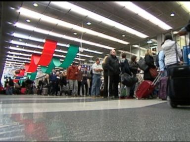 VIDEO: Thanksgiving Travelers Prepare for Weather, Crowded Planes