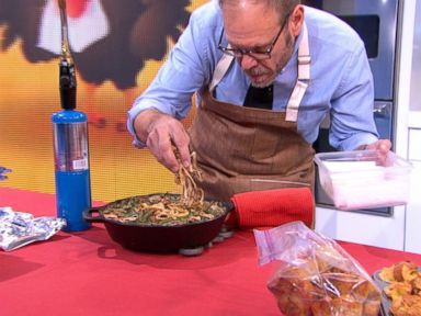 VIDEO: Countdown to Thanksgiving: Alton Brown's Cooking Tricks