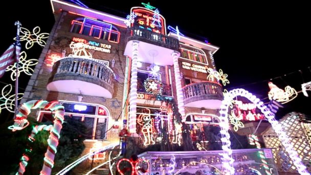 Video The Craziest Holiday Light Displays Cost Big Bucks - ABC News